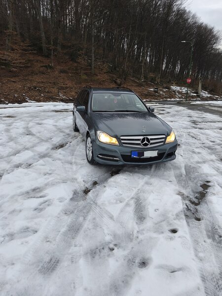 Mercedes-Benz C 180