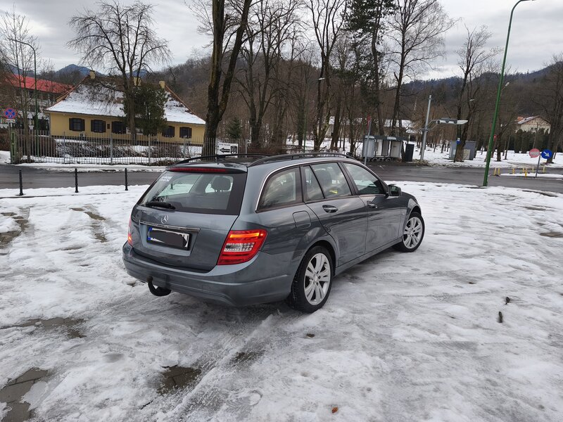 Mercedes-Benz C 180