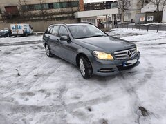 Mercedes-Benz C 180